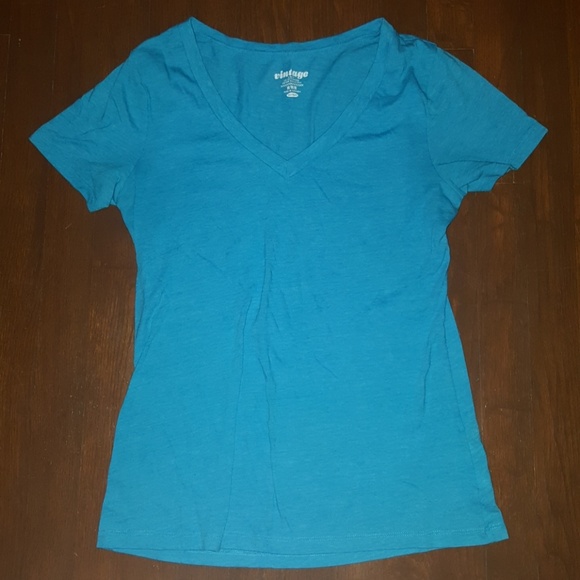 Old Navy Vintage V-Neck - Picture 3 of 3